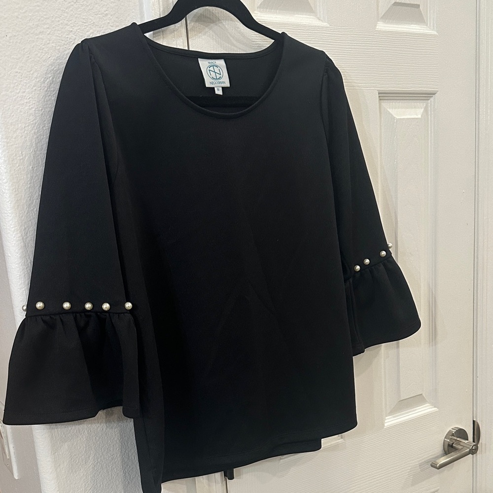 Tracy Negoshian Black Bell Sleeve Blouse